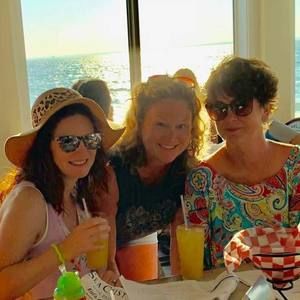 Meet your Posher, Stacy